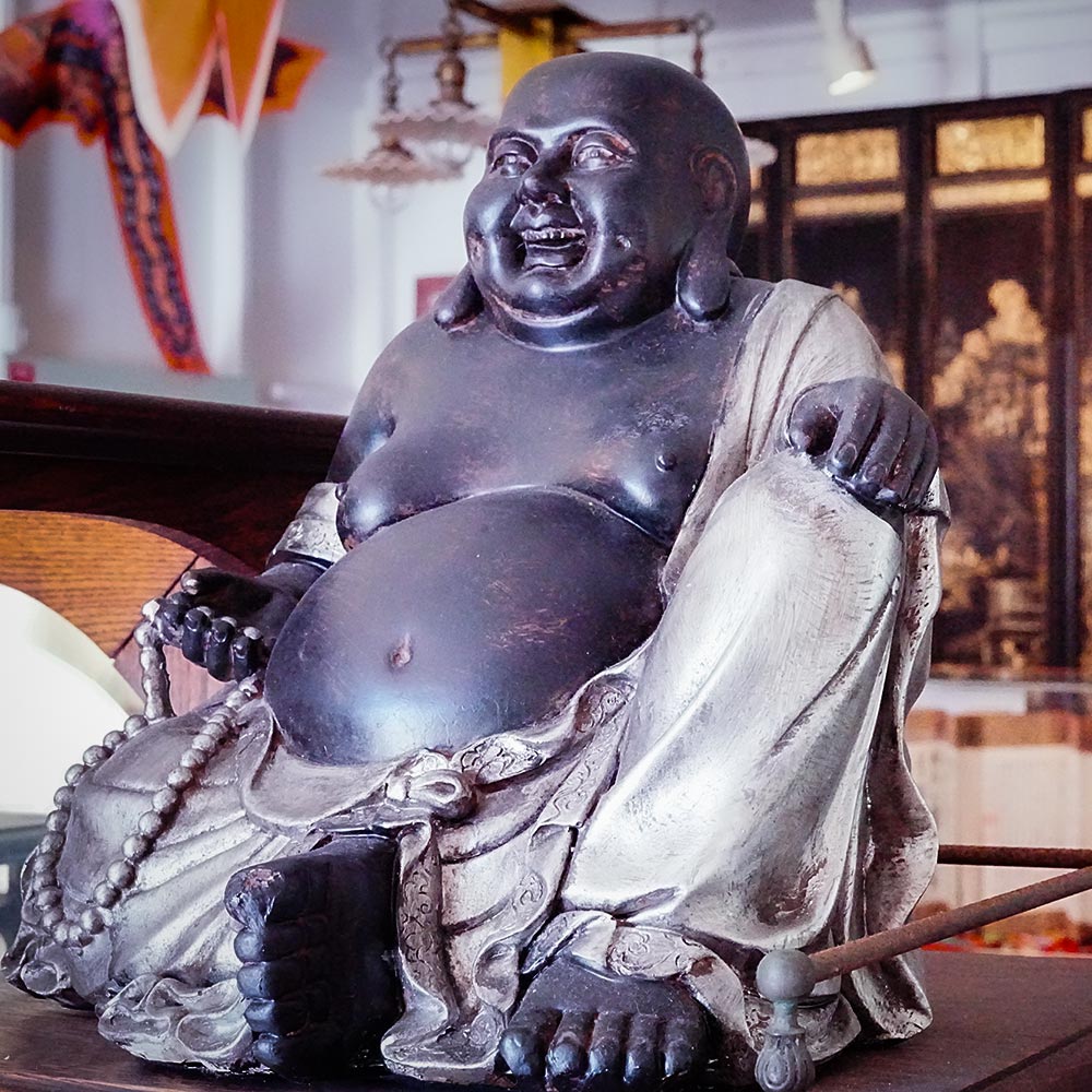 image of interior of items and atefacts in the Wo Hing Chinese Museum in Lahaina.